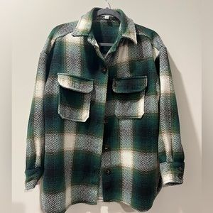 Boutique green/cream shacket